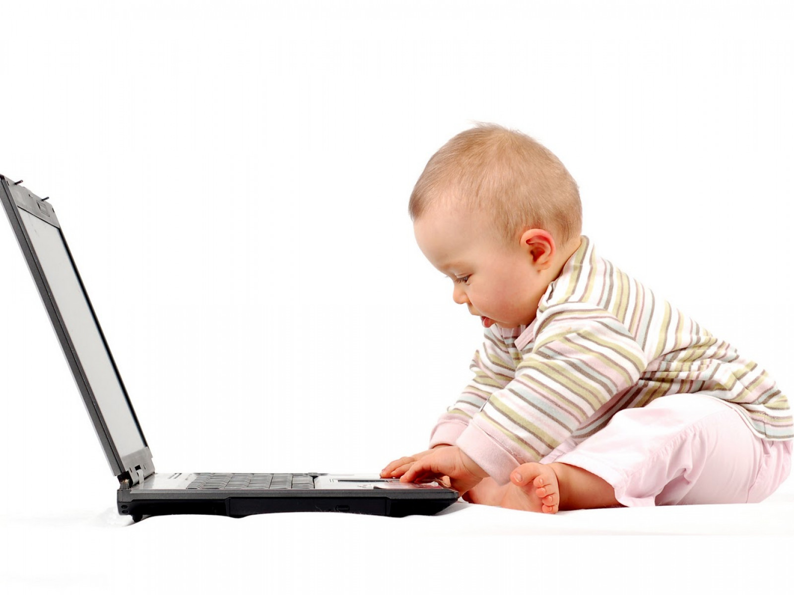 Bebé y su computador